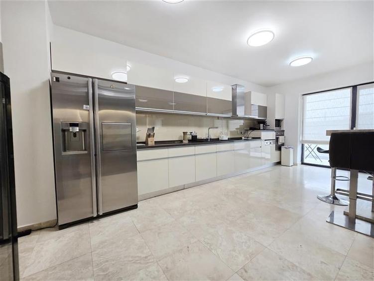 Vila de inchiriat Bragadiru | Piscina | Casa de oaspeti | Teren 1200 mp - 12