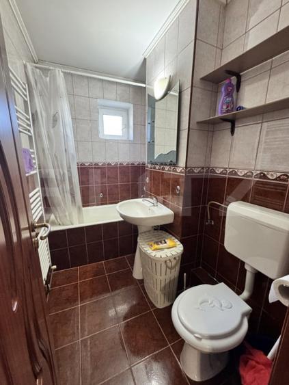 Apartament cu 2 camere semidecomandat în Central