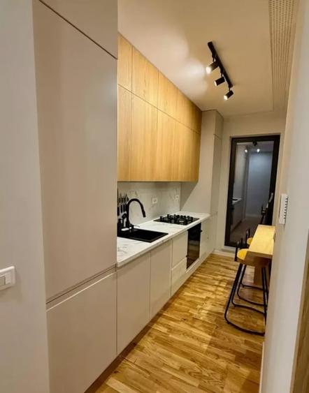 Apartament cu 3 camere decomandat, mobilat în Străulești