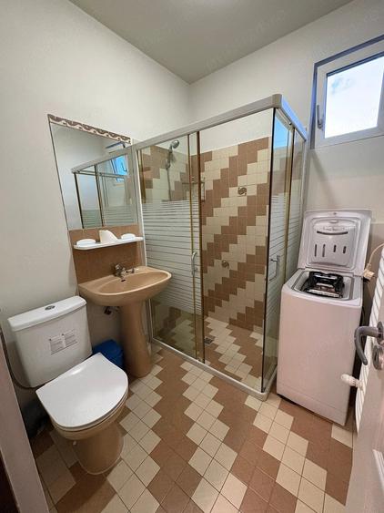 Apartament cu 2 camere semidecomandat în Apusului