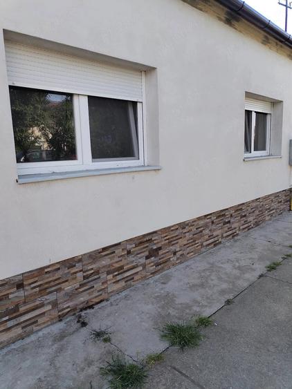 Casă cu 3 camere cu Teren 1720 Mp în Biharia