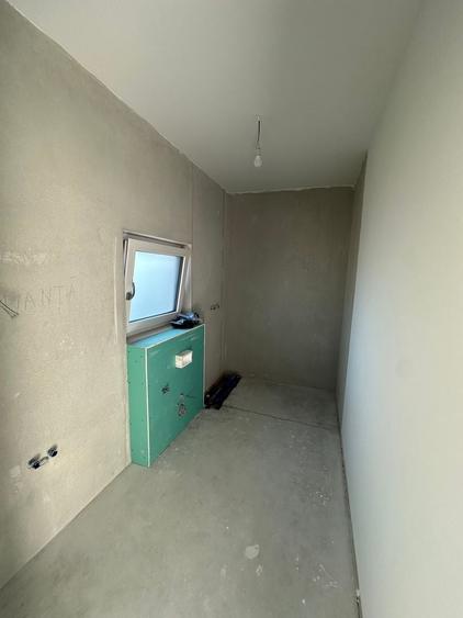 Duplex cu 5 camere cu Canalizare în Nord