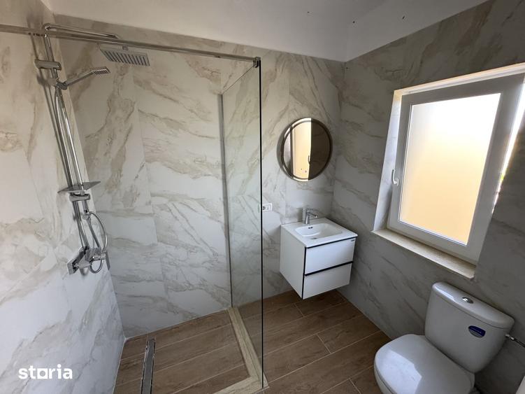 Casă cu 4 camere cu Teren 420 Mp în Valea Lupului