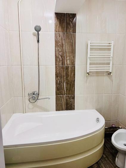 Apartament cu 2 camere decomandat în Craiter