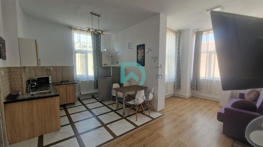 Apartament cu 2 camere decomandat în Blumăna