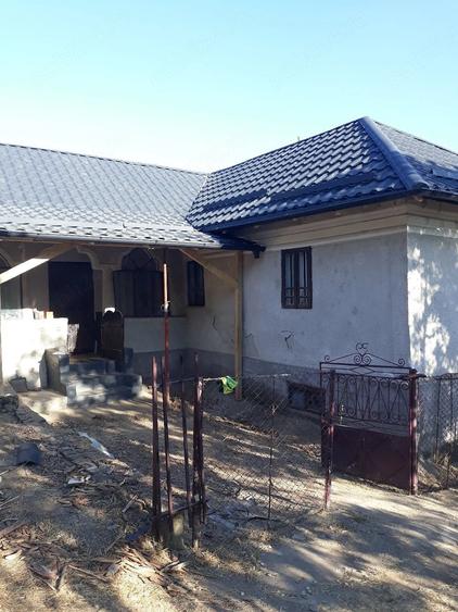 Casa De Vanzare Rasnic Oghian - 1