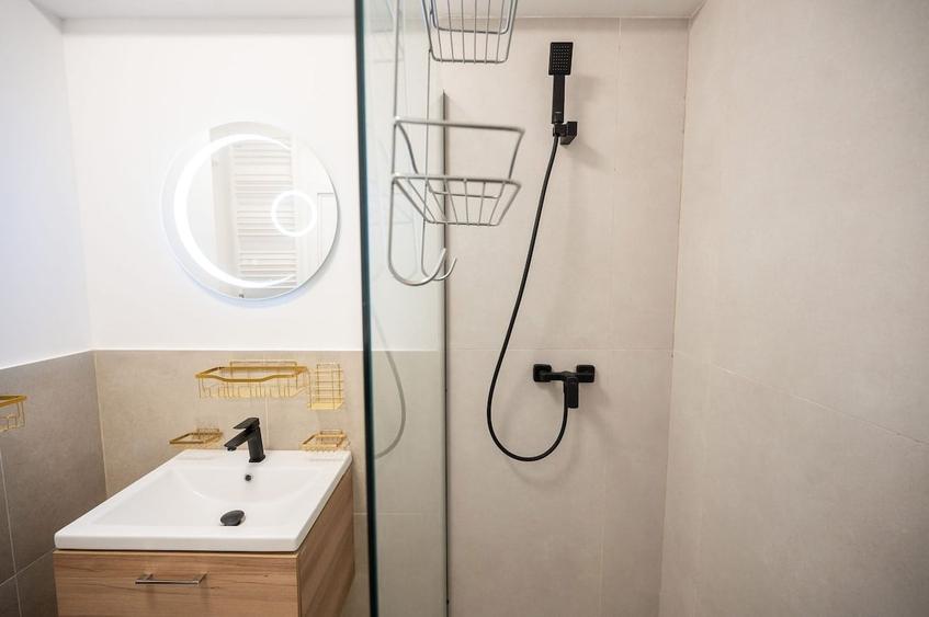 Apartament cu 2 camere decomandat în Mamaia-Sat