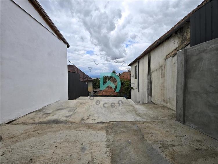 Apartament cu 2 camere nedecomandat în Centrul Istoric