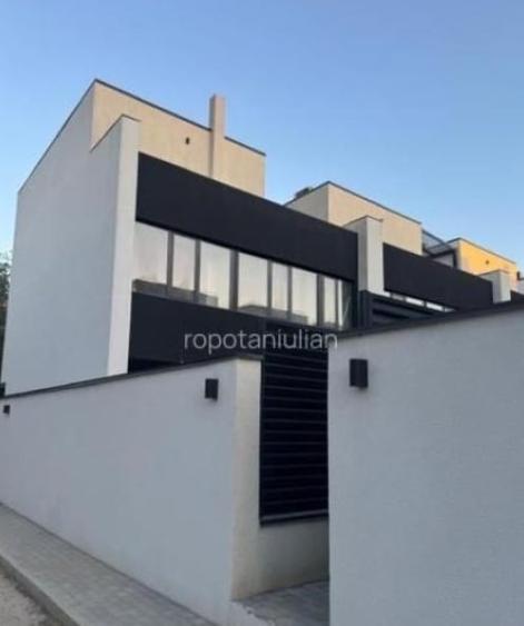 Închiriere Casă 5 camere în Iancu Nicolae-Pipera, 2 ETAJE, PARCARE - 5