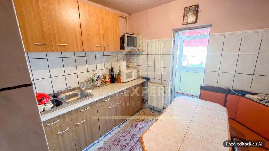 Apartament cu 2 camere decomandat în Central