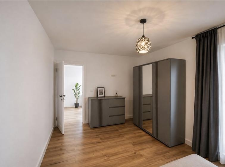 Duplex cu 4 camere cu Canalizare în Central
