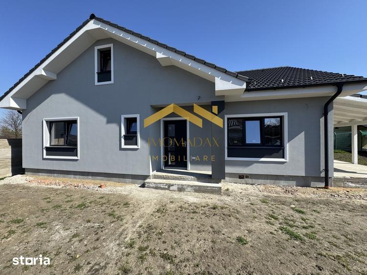 Casă cu 4 camere cu Teren 400 Mp în Sânmihaiu Român