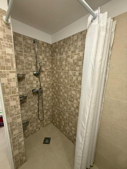 Apartament cu 2 camere semidecomandat, mobilat în Micro 14