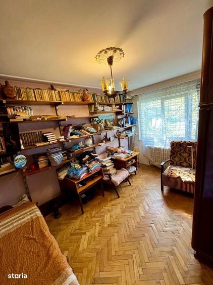 Apartament cu 2 camere semidecomandat în Podu Roș