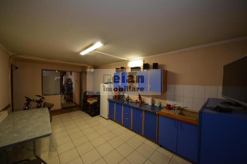 Casă cu 6 camere cu Canalizare în Aviației