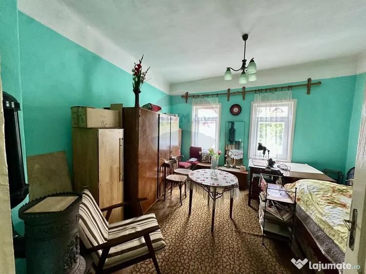 Casă cu 2 camere cu Teren 483 Mp în Central