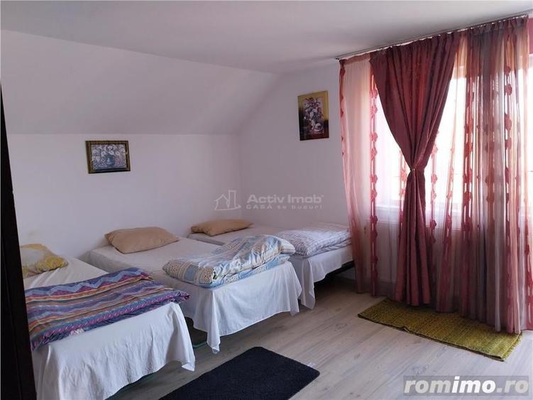 Casă cu 10 camere cu Teren 300 Mp în Vulcan