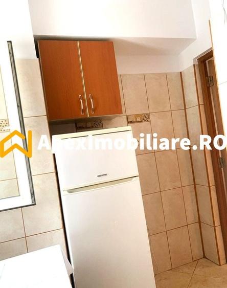 Garsonieră decomandată în Gara de Nord