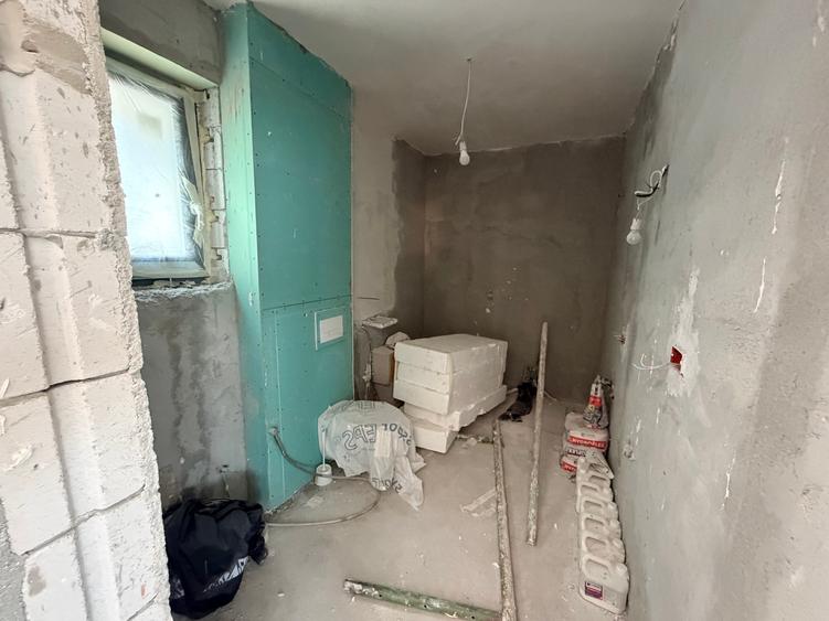 Casă individuală cu 3 camere cu Canalizare în Sud