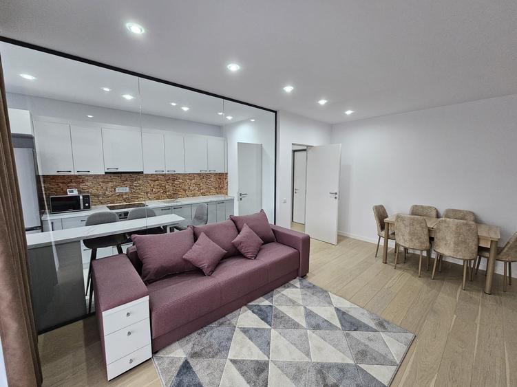 Apartament cu 2 camere decomandat în Aviației