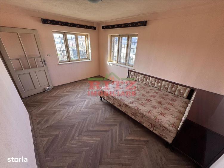 Nou! Casa+teren S=2812 mp, D=20 ml, Piatra-Olt! - 6