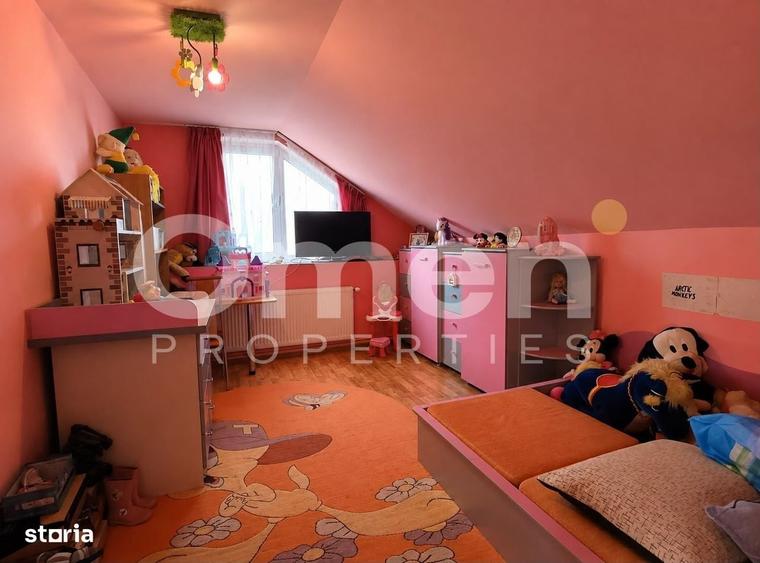 Casă cu 4 camere în Central