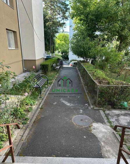 Apartament 3 camere - Zona Petrisor - 2