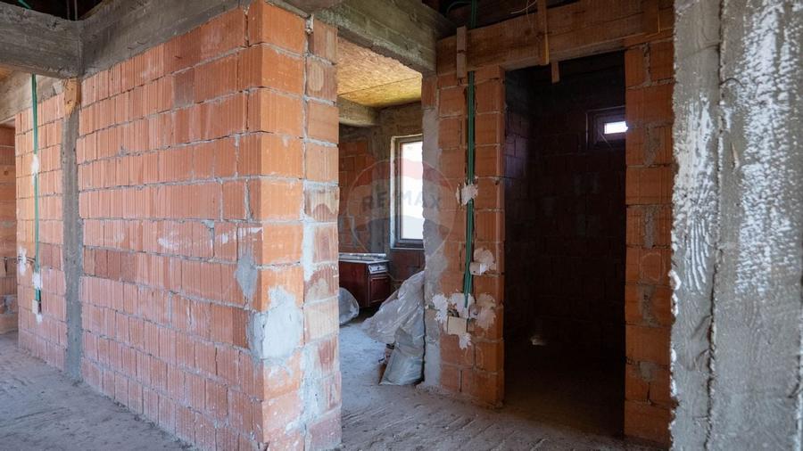 Vanzare vilă cu 5 camere Parter+Etaj, str. Magnoliei - Pantelimon - 9