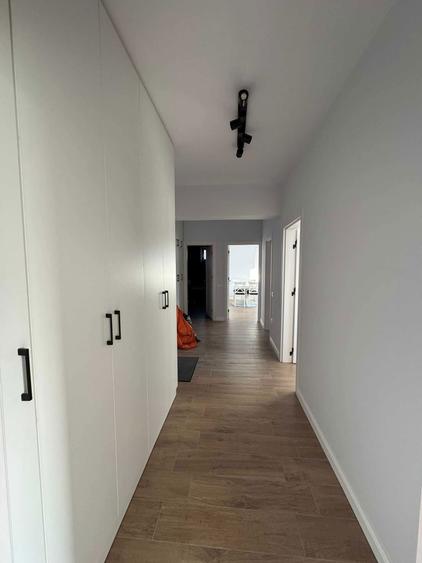 Apartament 3 camere de inchiriat spatios, luminos, ideal pentru familie sau cuplu - 2