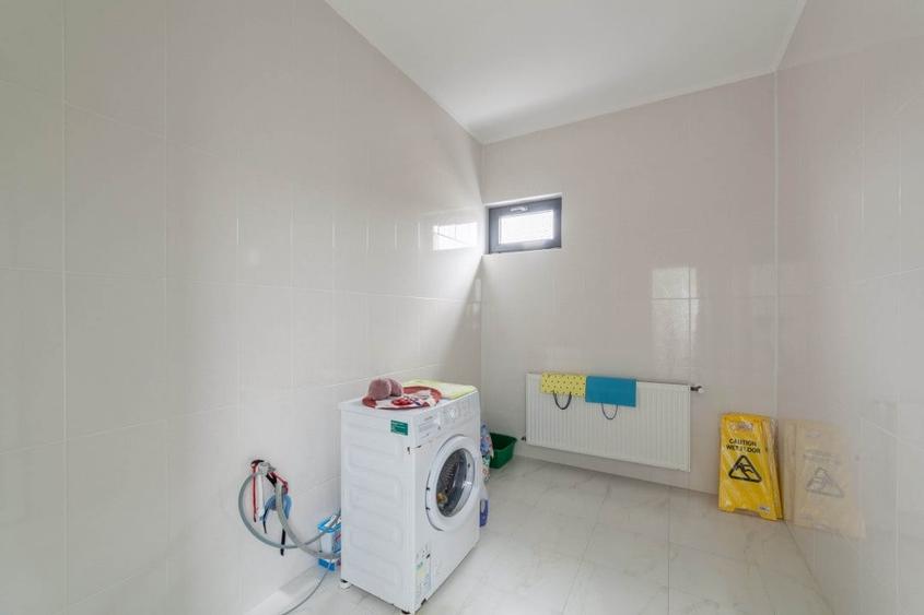 Cladire industriala / comerciala – 320 mp utili | Teren 3.200 mp - 12