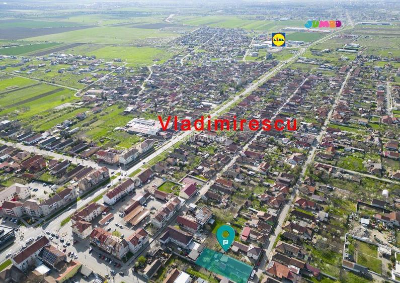 Casa cu 7 camere, teren generos in Vladimirescu