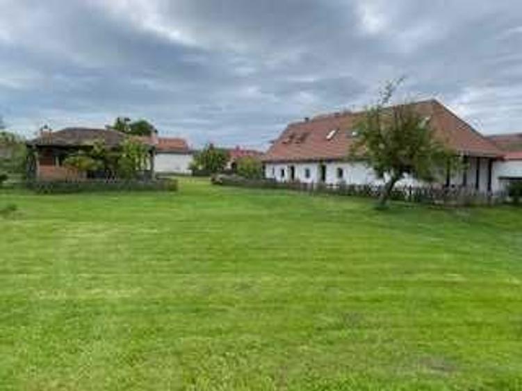 Proprietate de exceptie - 3