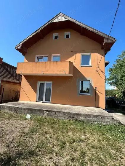 Vand casa cu etaj in Remetea Mare jud.Timis,240 mp locuibili si 1500 mp teren - 1