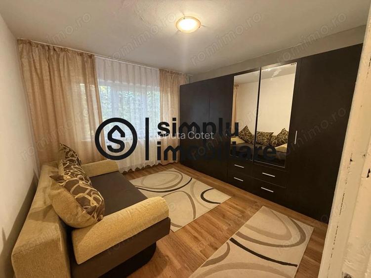 2 camere decomandate etaj 2/4, centrala termica, Rovine - 110 000 Euro 2 camere decomandate etaj 2/4, centrala termica, Rovine - 110 000 Euro