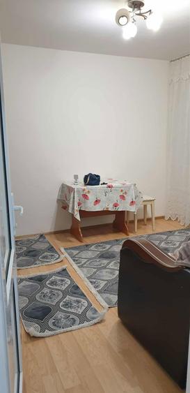 Vand apartament 2 camere Hunedoara - 3