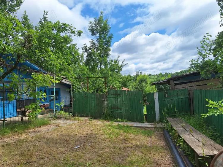 Vand casa plus teren - 1