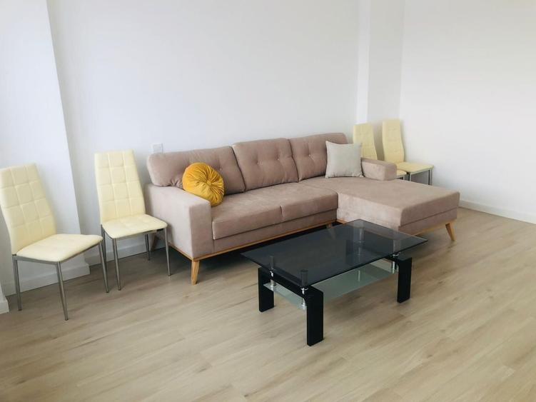 Garsoniera Moderna, Centrala Proprie, Bloc nou - 1