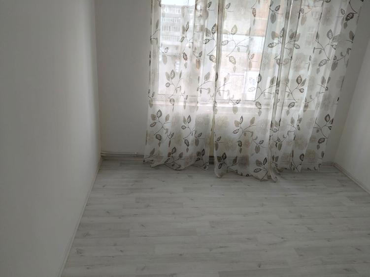 Apartament de vanzare - 7