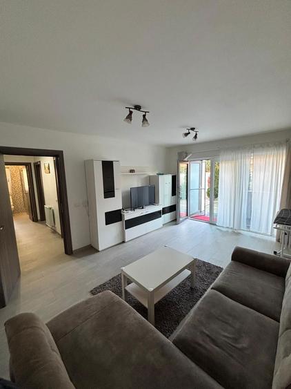 Inchiriez apartament 2 camere! - 1