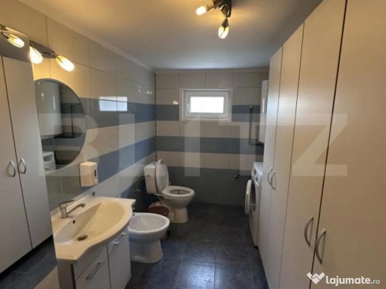 Casa de vanzare, zona deosebita , teren generos,Sali? - 3