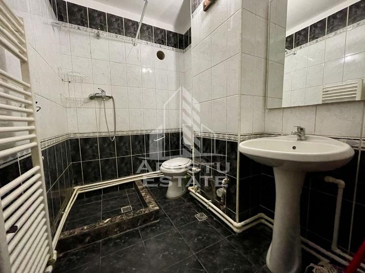 Apartament cu 2 camere decomandat, mobilat în Girocului