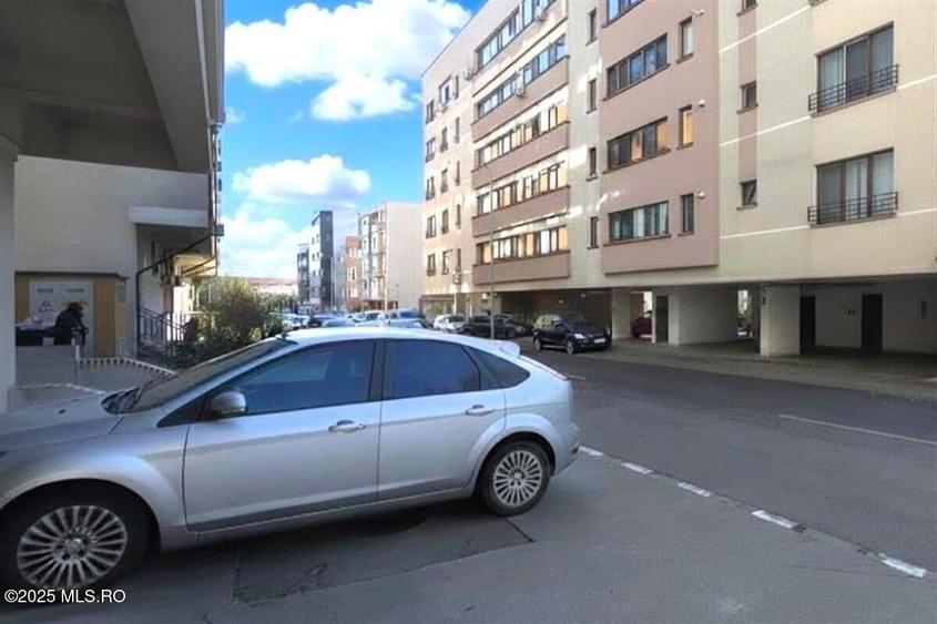 	Km 4-5 - Lidl, Garsoniera decomandata, 40 mp, incadrata, etajul 1! - 25