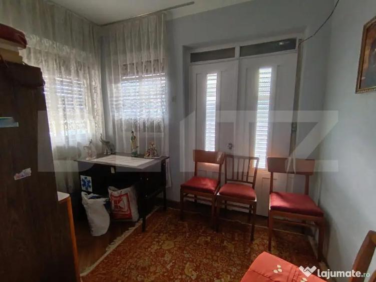 Casa cu 3 camere ?i un teren in suprafa?a de 900 mp - 8