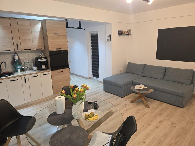 Apartament cu doua camere in casa la 1 km de VIVO Mall - 2