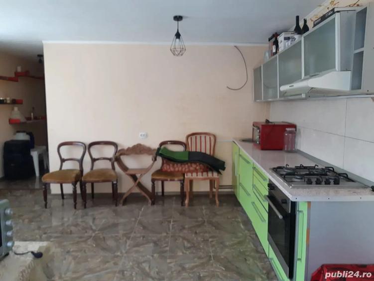 Casa de vanzare locuibila - 1