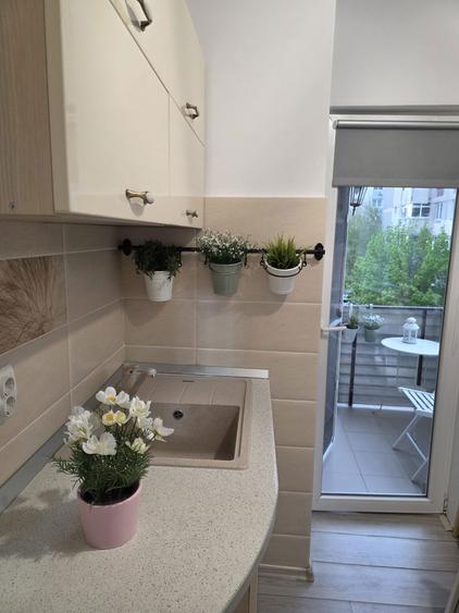 Garsoniera Crangasi , 3 min metrou - 4