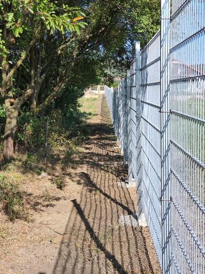 Proprietate 2950mp - Imprejmuit + Container. Podu Oltului, la strada principala - 9