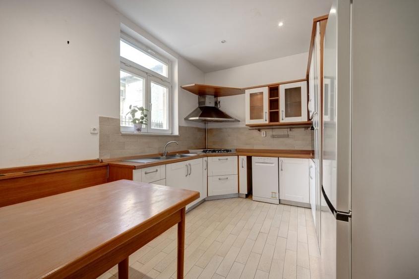 Vila cu arhitectura distincta, 7 camere, renovata, intr-o locatie exclusivista - 5