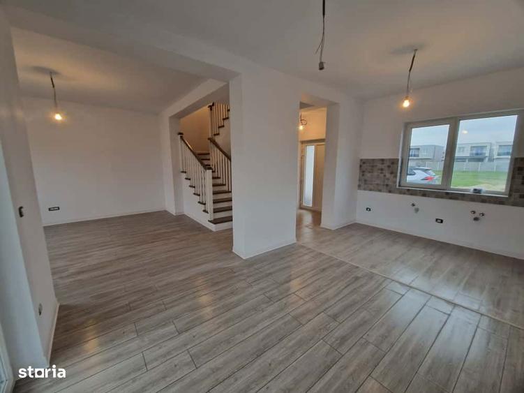 Ocazie! Duplex 4 Camere 2 bai Bucovat 125.000 euro - 1