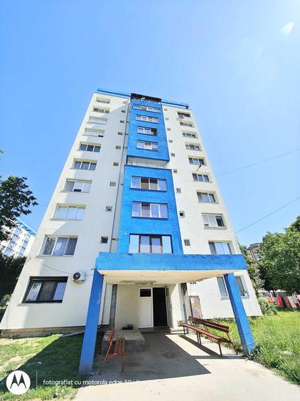 Vand Garsoniera in Hunedoara, zona Dunarea, Bl K3, et 4 din 10. Pret 23000 Euro Neg - 2